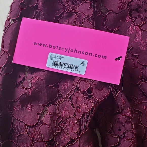 Betsy Johnson Lace Sheath Dress - Picture 4 of 5